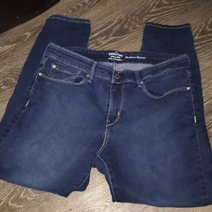 LEVI’S | Modern Skinny